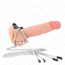 KINK - ANEL DE PÊNIS TRIPLO DE METAL CROMADO DE 3,8 CM A 5 CM COM CORRENTE DE METAL DE 26 CM E GRAMPOS DE MAMILOS MODELO 2 - Sexshoptuga  Sexshoptuga 