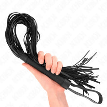 KINK - CHICOTE IMITAÇÃO DE PELE DE OVELHA 60 CM - Sexshoptuga  Sexshoptuga 