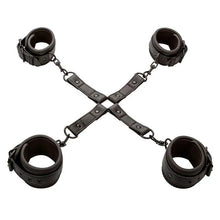 CALEXOTICS - NOCTURNAL CONECTOR HOG TIE CUERO AJUSTÁVEL PRETO - Sexshoptuga  Sexshoptuga 