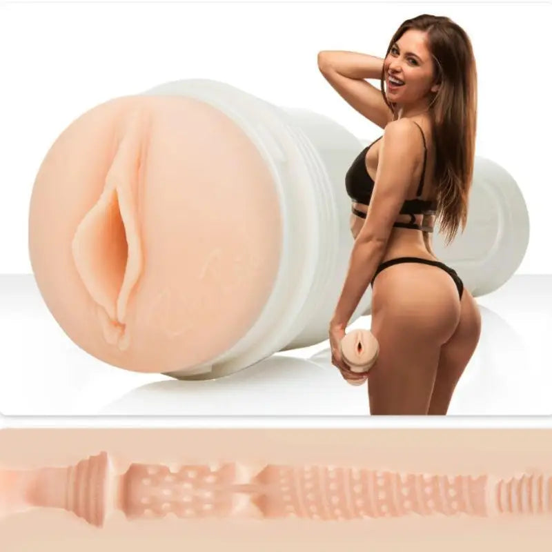 FLESHLIGHT - VAGINA RILEY REID UTOPIA + LANÇAMENTO UNIVERSAL + LUBRIFICANTE AQUA QUALITY 50 ML - Sexshoptuga 