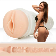 FLESHLIGHT - VAGINA RILEY REID UTOPIA + LANÇAMENTO UNIVERSAL + LUBRIFICANTE AQUA QUALITY 50 ML - Sexshoptuga  Sexshoptuga 