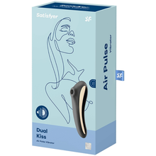 SATISFYER - VIBRADOR DE PULSO DE AR DUAL KISS PRETO - Sexshoptuga  Sexshoptuga 