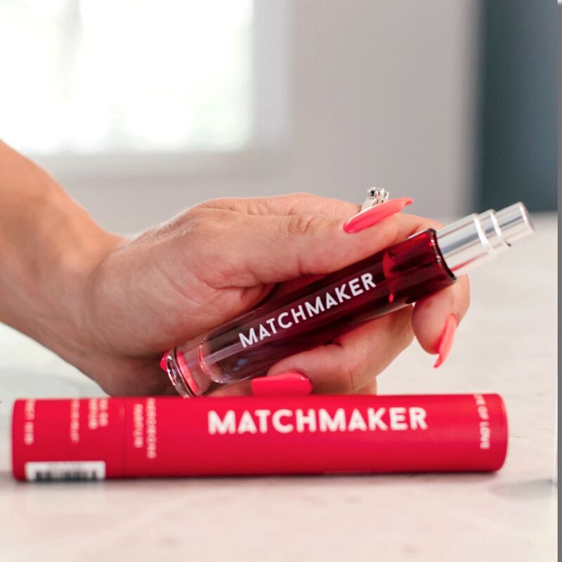 OLHO DE AMOR - MATCHMAKER RED DIAMOND FEROMONE PERFUME ATRAIR ELE 10 ML - Sexshoptuga  Sexshoptuga 