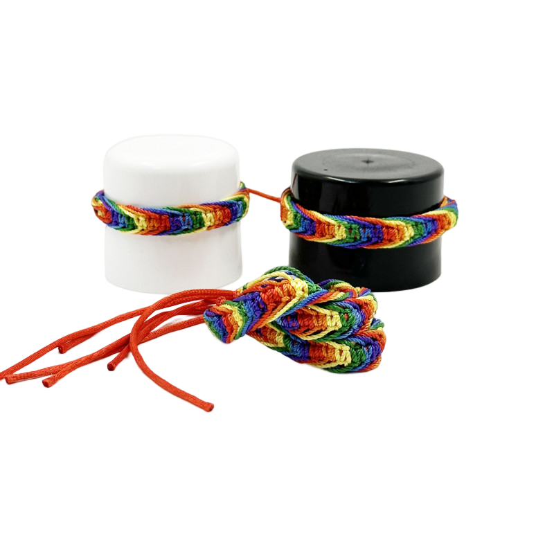 PRIDE - PULSEIRA DE FIOS TRANADOS COM BANDEIRA LGBT Sexshoptuga 