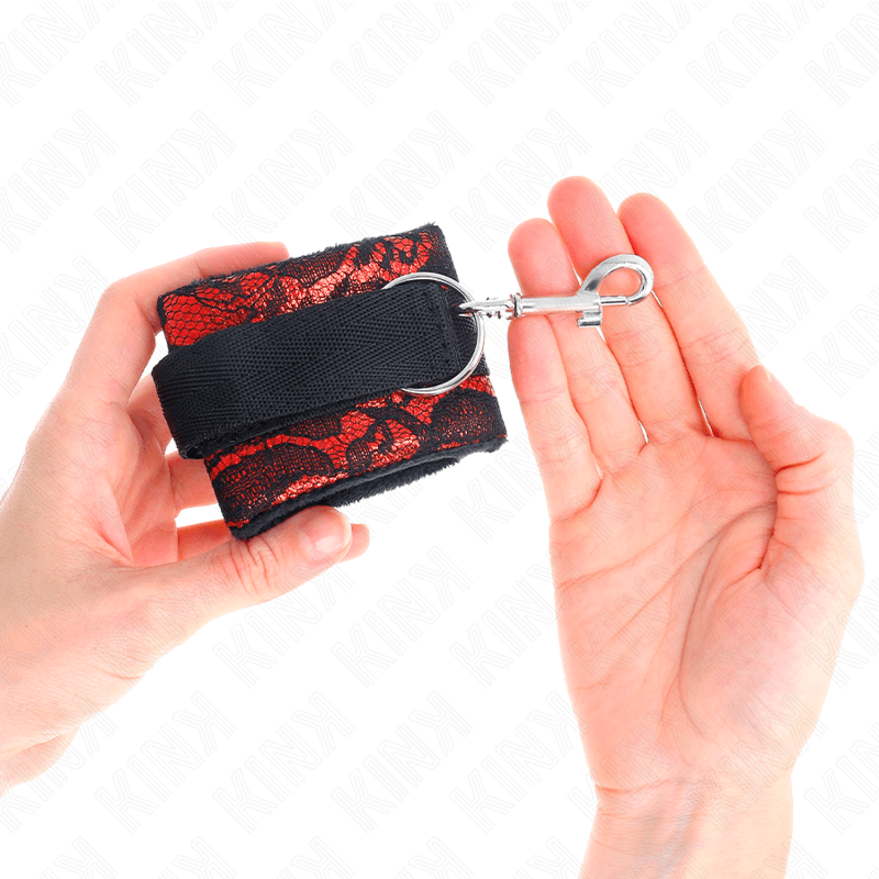 KINK - PUNHOS DE RENDA DE VELUDO CURTO E BIND DE NYLON VERMELHO / PRETO 23 X 6,5 CM Sexshoptuga 