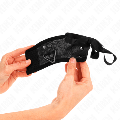 KINK - SCANDAL WRIST BLACK LACE DETAILS 24.5 CM X 6.5 CM