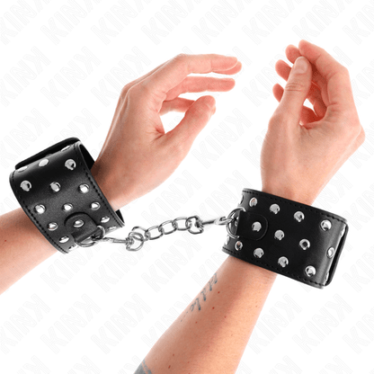 KINK - ADJUSTABLE PUNK WRIST RESTRAINTS 19-24 CM X 5.5 CM