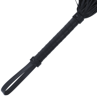 DARKNESS - CHICOTE BONDAGE PRETO 42CM COURO - Sexshoptuga 