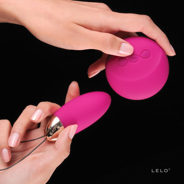 LELO - LYLA 2 INSIGNIA DESIGN EDITION CERISE MASSAGER OVO - Sexshoptuga 